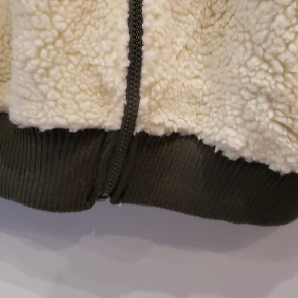 UNBRANDED Mickey Mouse Bomber Jacket Sherpa Ribbed  bottom wrists UNISEX - Picture 5 of 12